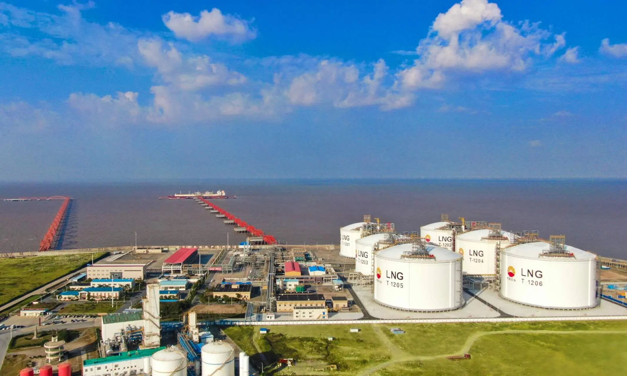 寰球北京分公司成功中标中石油江苏LNG扩建储罐项目（江苏四期）储罐标段总承包工程