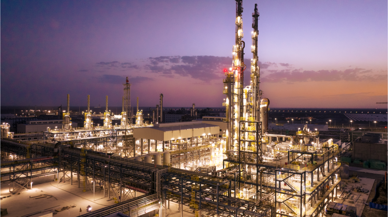 中国化学成达公司总承包的新疆曙光天然气制乙炔项目一次性开车成功